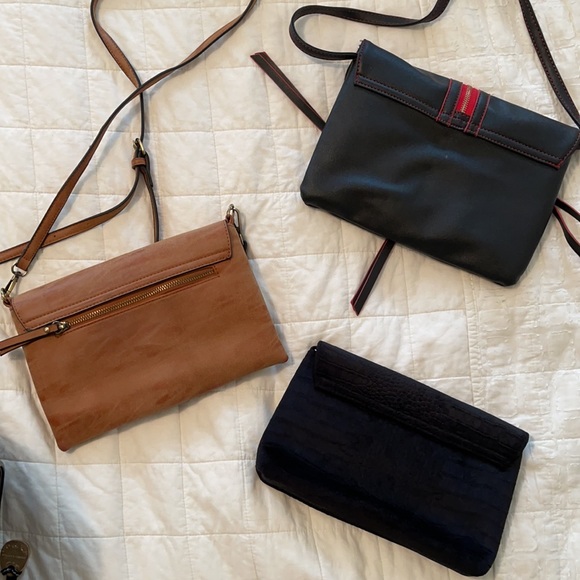 Bundle of Crossbody bags/Clutches - Picture 5 of 5